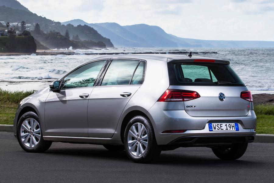  Volkswagen Golf TSI 5-Door 2017 года  (AU) (фото 4 из 21)
